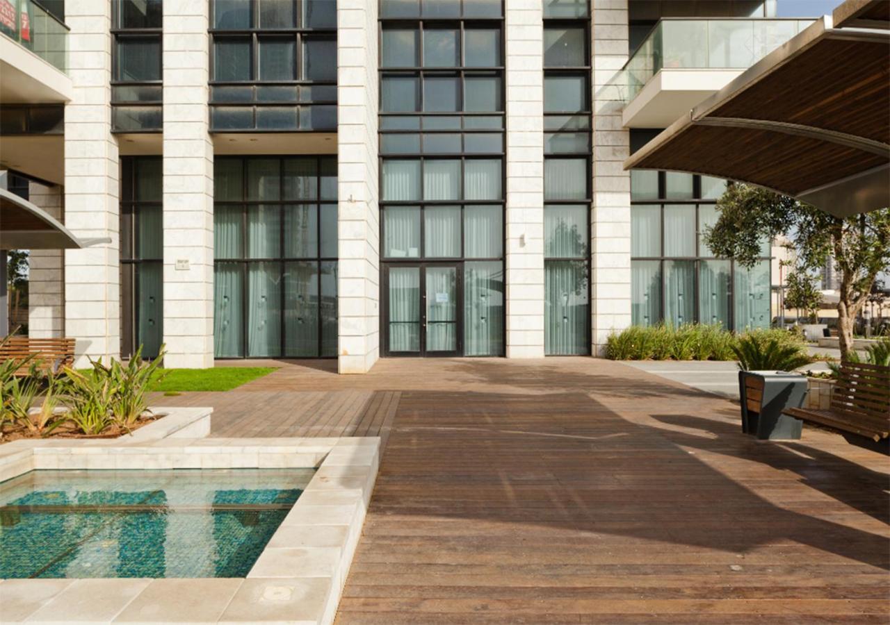 O&O Group- Special Apartment Sea View Luxury Tower Bat Yam Bagian luar foto