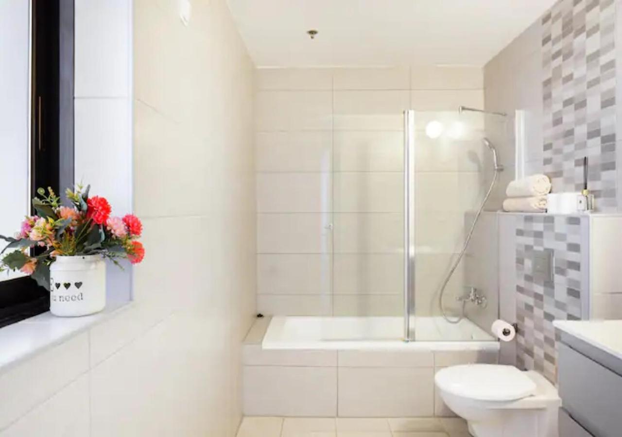 O&O Group- Special Apartment Sea View Luxury Tower Bat Yam Bagian luar foto