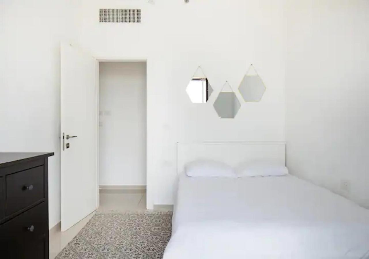O&O Group- Special Apartment Sea View Luxury Tower Bat Yam Bagian luar foto