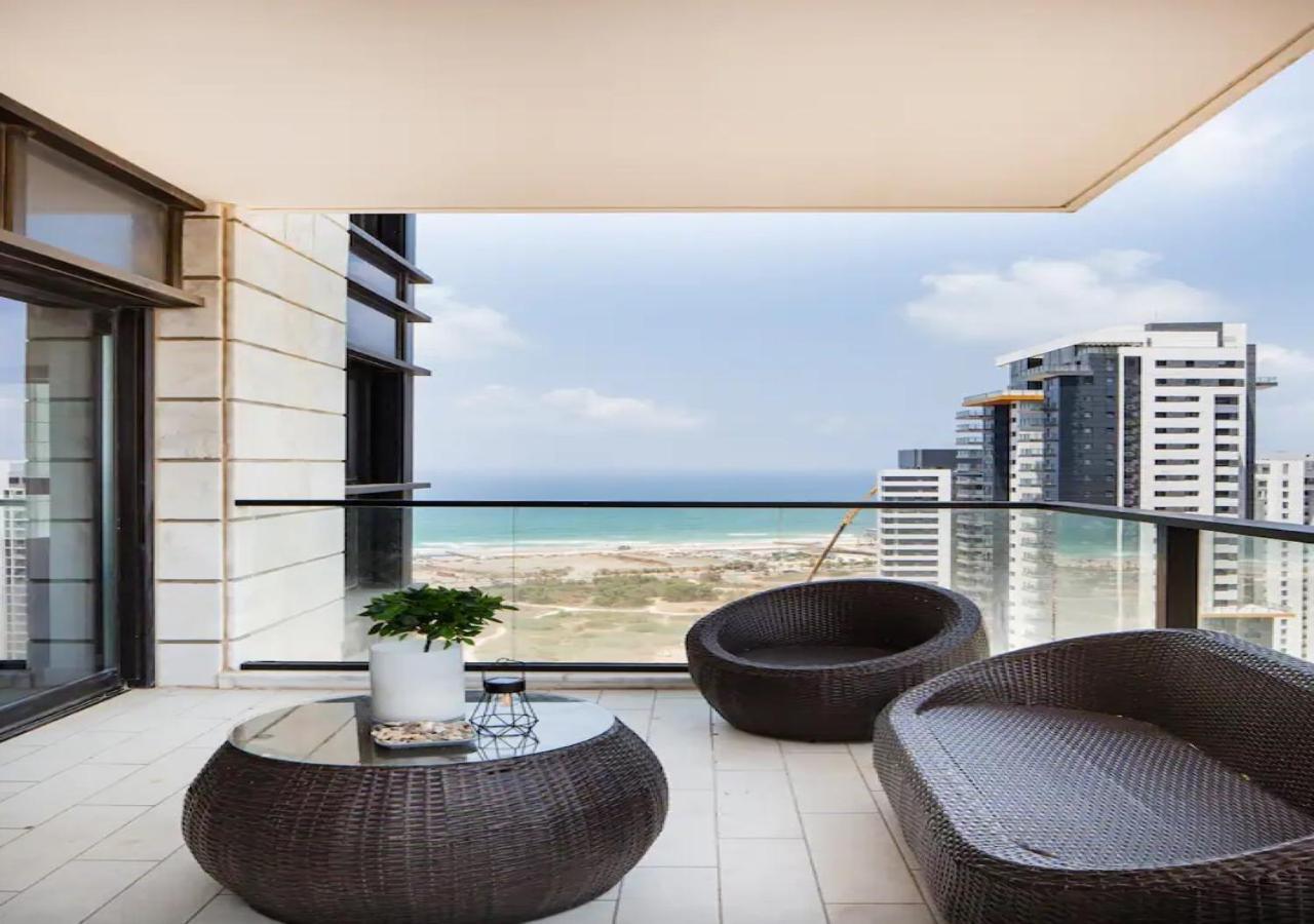 O&O Group- Special Apartment Sea View Luxury Tower Bat Yam Bagian luar foto